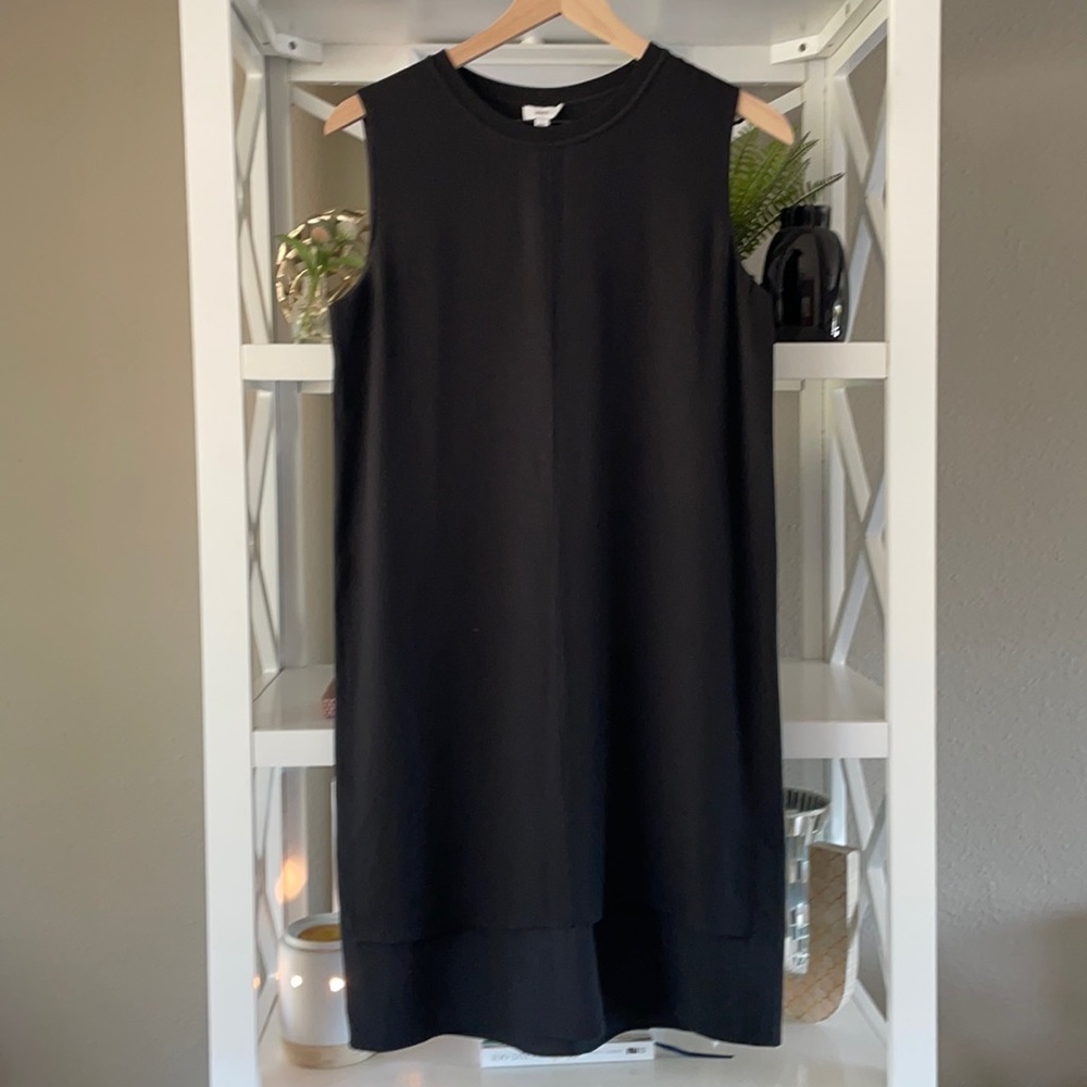 Vince black shift 💯 silk sz small
